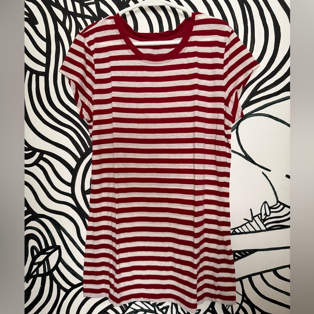 GAP Red and White Striped T Shirt women XS